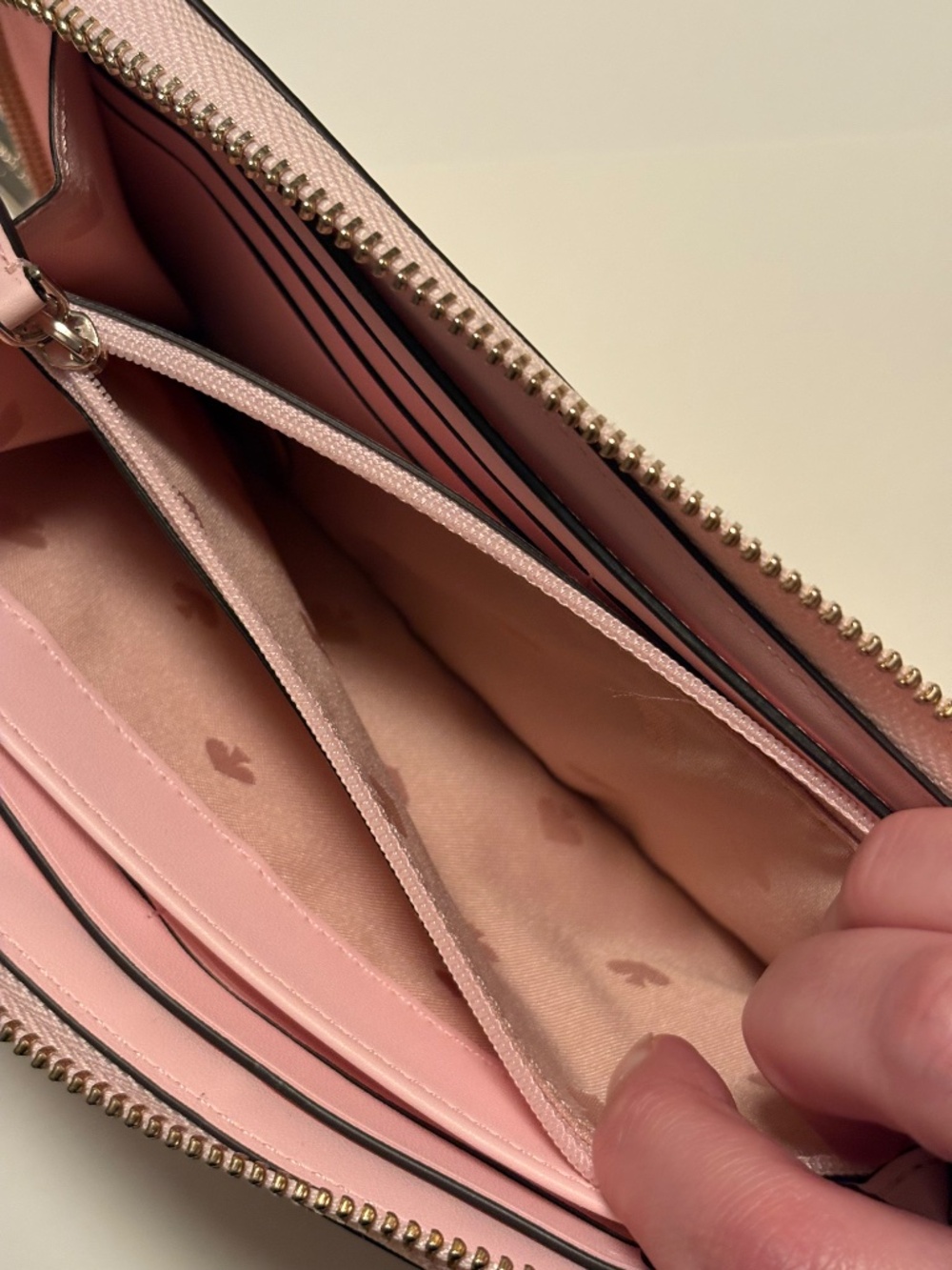Kate Spade Wallet - Picture 7 of 10